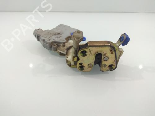 Used Front left lock NISSAN TERRANO II (R20) [1992-2007]  5298138