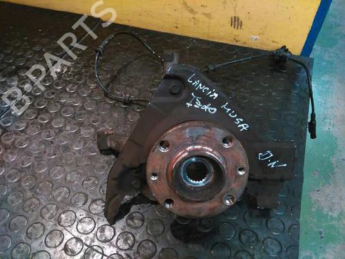 Used Left front steering knuckle LANCIA MUSA (350_) [2004-2012]  5701814