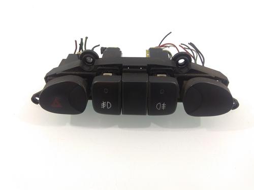 Used Warning switch HYUNDAI H-1 / STAREX Bus (A1) 2.5 TCi (99 hp) 10274682