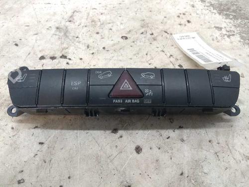 Used Warning switch MERCEDES-BENZ M-CLASS (W164) ML 350 CDI 4-matic (164.125, 164.124) (211 hp) 14218082