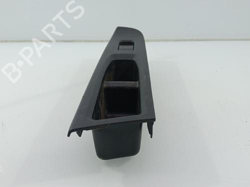 Right front window switch TOYOTA YARIS (_P13_) 1.5 Hybrid (NHP130_) | BP29953793I26 