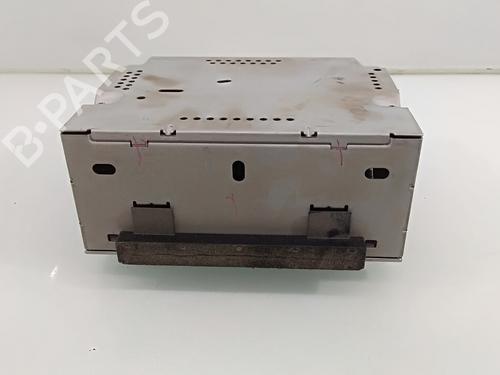 Used Radio FORD FIESTA VI (CB1, CCN) 1.4 TDCi (70 hp) 23662171