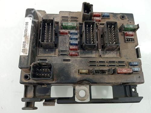 Fuse box PEUGEOT 206 CC (2D) 2.0 S16 | BP39204432E1 - Image 2
