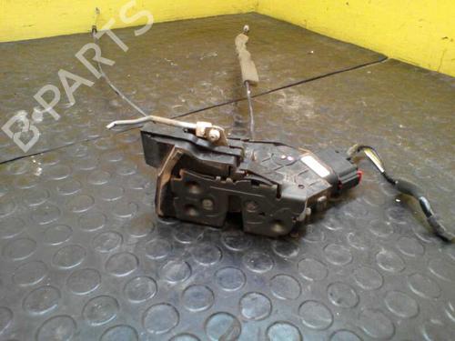 Used Front right lock MAZDA 3 Saloon (BK) [1999-2009]  5306550