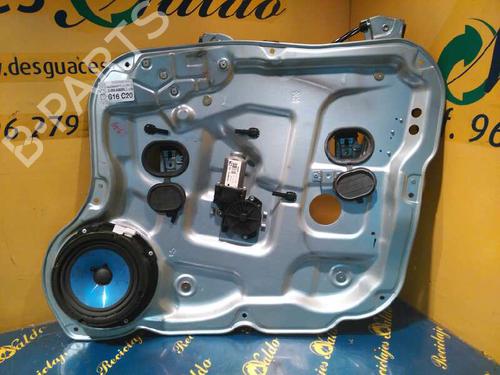 Alzavetro anteriore destra HYUNDAI SANTA FÉ II (CM) [2005-2015]null 824812B000   | 824812B000   |