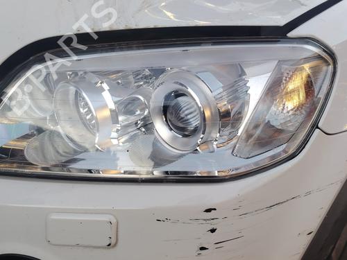 Used Left headlight CHEVROLET CAPTIVA (C100, C140) [2006-2026]  31331193