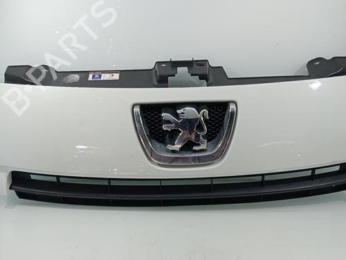 Used Grille PEUGEOT EXPERT Van (VF3A_, VF3U_, VF3X_) 1.6 HDi 90 8V (90 hp) 30437245