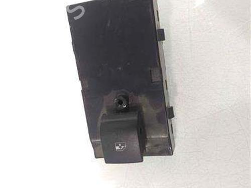 Used Right front window switch Right front window switch 10512818 10512818