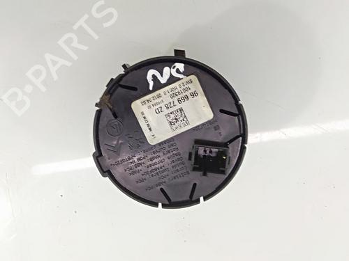 Switch PEUGEOT 508 SW I (8E_) 2.0 HDi RXH Hybrid4 | BP19111728I30 