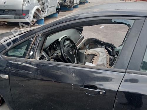 Used Left front door OPEL ASTRA J (P10) 1.7 CDTI (68) (110 hp) 22221465