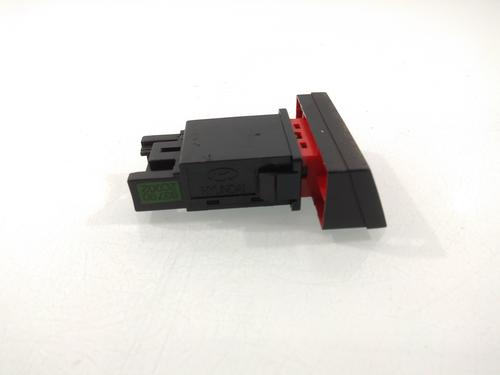 Warning switch HYUNDAI COUPE II (GK) 2.0 GLS | BP11799507I22 