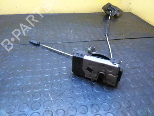 Used Front right lock OPEL MERIVA A MPV (X03) [2003-2010]  5291483