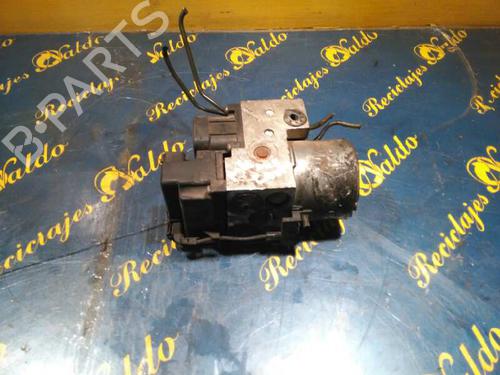 Used ABS pump TOYOTA AVENSIS (_T22_) 2.0 D-4D (CDT220_, CDT220R) (110 hp) 5306090