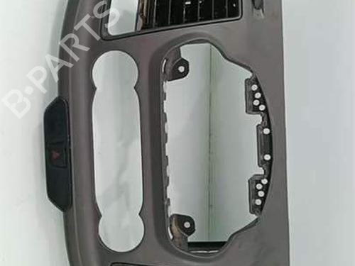 grille-ford-transit-v363-van-fcd-fdd-2013-38522929 main image