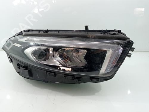 Used Right headlight MERCEDES-BENZ A-CLASS Saloon (V177) A 200 (177.187) (163 hp) 30440200