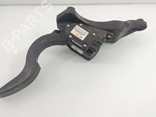 Used Pedal HYUNDAI SANTA FÉ II (CM) 2.2 CRDi GLS (150 hp) 19449616