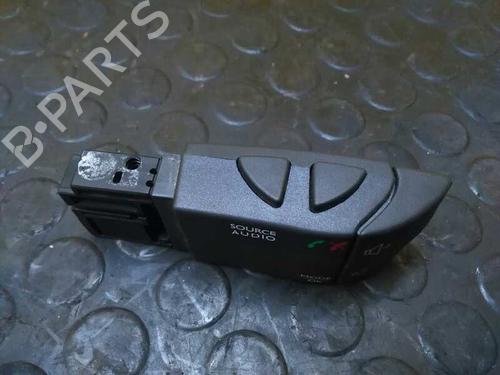 Steering wheel controls RENAULT CLIO IV (BH_)  | BP5291239E15 