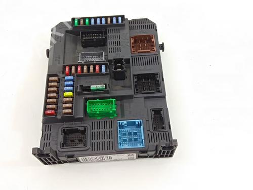 Used Fuse box PEUGEOT 308 SW I (4E_, 4H_) [2007-2014]  16299583
