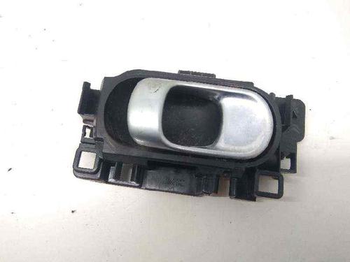 Used Front right interior door handle Front right interior door handle CITROËN C4 CACTUS 1.6 BlueHDi 100 (99 hp) 6588138 6588138