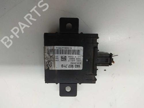 Used Electronic module VW GOLF V (1K1) 1.6 (102 hp) 5289076
