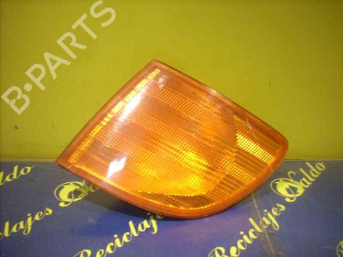 Left front indicator MERCEDES-BENZ VITO Van (W638) 112 CDI 2.2 (638.094) (122 hp) 5296659