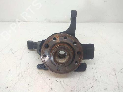 Used Left front steering knuckle RENAULT MEGANE I Classic (LA0/1_) [1996-2008]  5852549