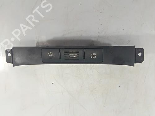 Used Switch KIA CARNIVAL I (UP, FL) [1998-2001]  25873205