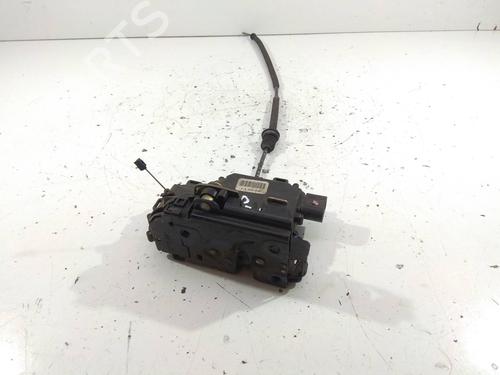 Used Front right lock VW NEW BEETLE (9C1, 1C1) 2.0 (115 hp) 8270139