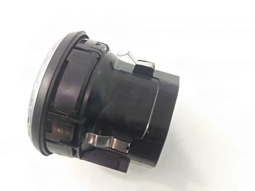 Used Air vent MERCEDES-BENZ GLA-CLASS (X156) GLA 220 CDI (156.903) (170 hp) 21288079