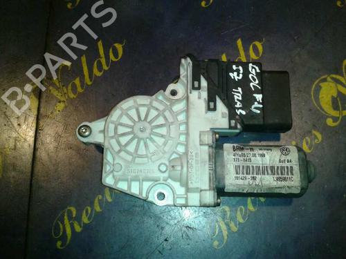Used Left rear window motor VW GOLF IV (1J1) [1997-2008]  5298594