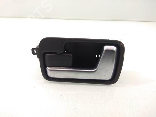 Used Front left interior door handle LAND ROVER DISCOVERY III (L319) [2004-2009]  11413964