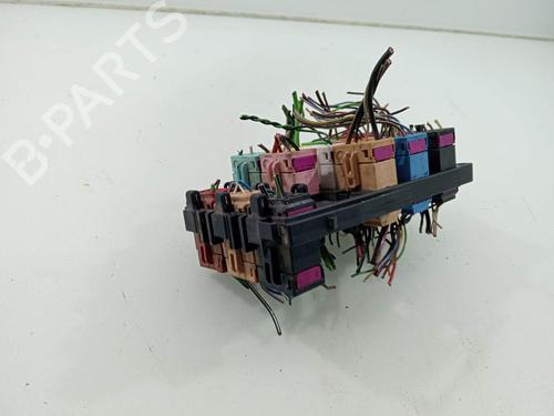 Fuse box VW TRANSPORTER T5 Van (7HA, 7HH, 7EA, 7EH) 1.9 TDI | BP40150601E1 - Image 3