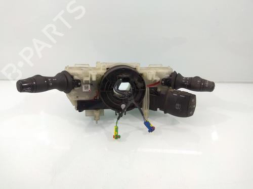 Hovedlysbryter RENAULT MEGANE III Hatchback (BZ0/1_, B3_) 1.5 dCi (106 hp) 11043752