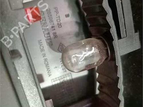 Rear center light DACIA SANDERO II 1.2 | BP38523402I39 - Image 4