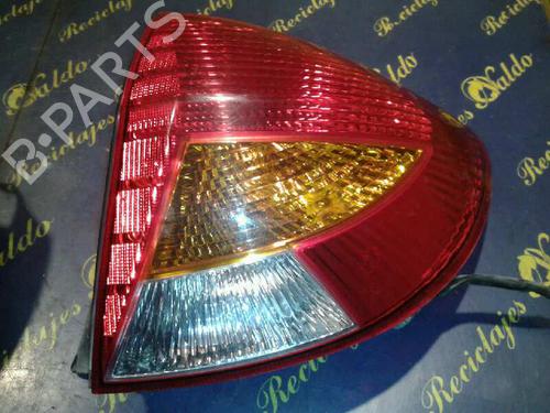 Used Right taillight KIA RIO I Hatchback (DC) [2000-2006]  5748430