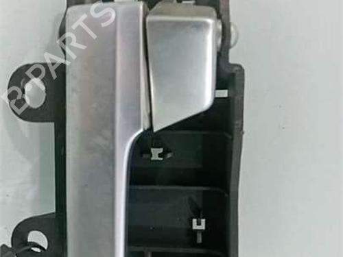 Used Front left interior door handle Front left interior door handle 5298291 5298291