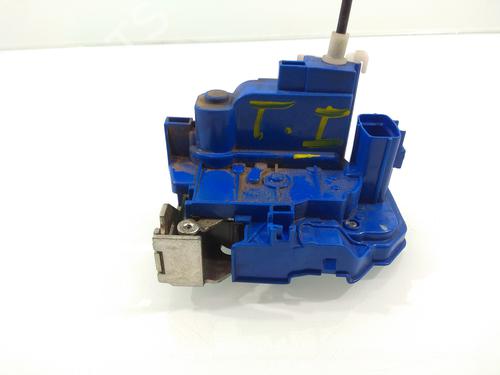 BP9818804C100 main image