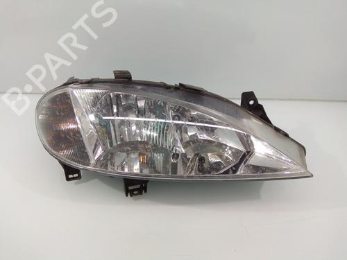 Right headlight RENAULT MEGANE I (BA0/1_) 1.4 16V (BA0D, BA1H, BA0W, BA10) (95 hp) 10717794