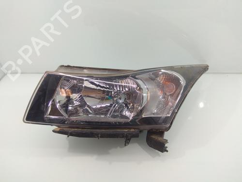 Used Left headlight CHEVROLET CRUZE (J300) [2009-2025]  9749817