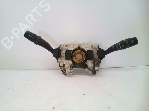 Used Headlight switch HYUNDAI TUCSON (JM) 2.0 All-wheel Drive (141 hp) 5842249
