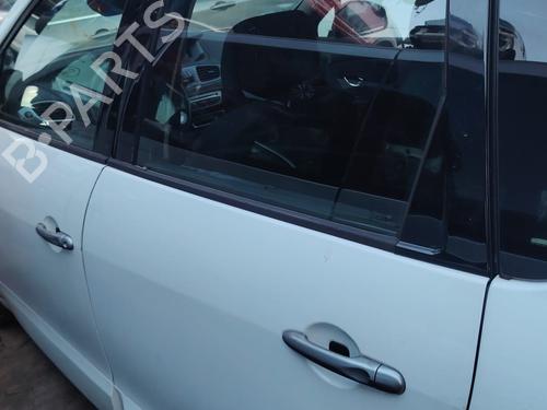 Puerta trasera izquierda RENAULT SCÉNIC III (JZ0/1_) [2008-2016]  31352647