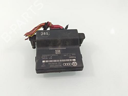 Used Electronic module VW GOLF V (1K1) [2003-2010]  15551113