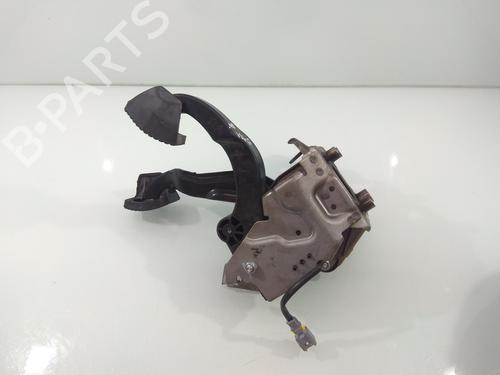 Clutch pedal PEUGEOT 208 I (CA_, CC_)  | BP13528095I13 