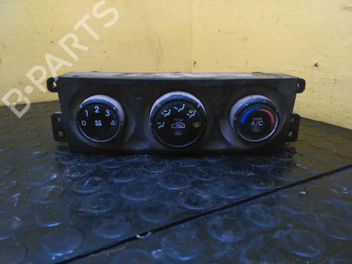 Used Climate control KIA SORENTO I (JC) 2.5 CRDi 4WD (140 hp) 5306722