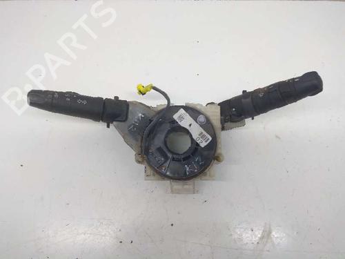 Used Headlight switch NISSAN MICRA III (K12) 1.4 16V (88 hp) 5308696