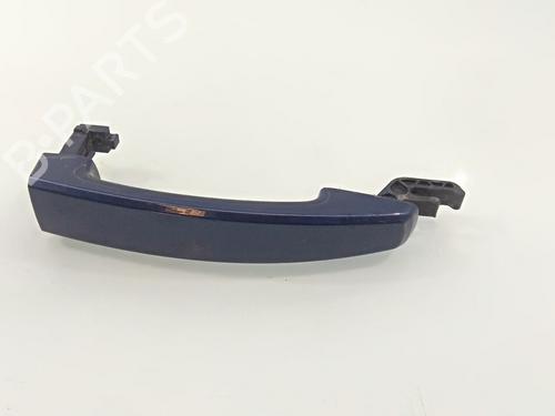 Used Front left exterior door handle OPEL ASTRA J (P10) [2009-2016]  18470358