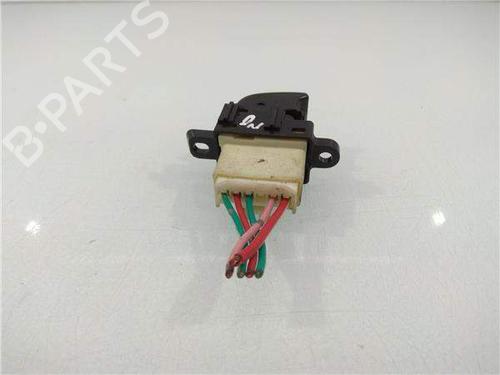 Right front window switch MAZDA 2 (DY) 1.2 (DY3W) | BP11798505I26 - Image 3