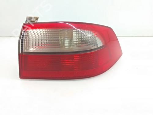 Used Right taillight Right taillight RENAULT LAGUNA II (BG0/1_) [2001-2007] 31806041 31806041