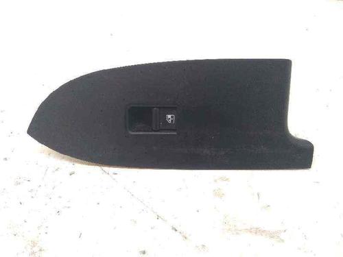 Used Right front window switch Right front window switch ALFA ROMEO GIULIETTA (940_) 1.6 JTDM (940FYB11, 940FYB1A, 940FYF11, 940FYF1A) (120 hp) 5832911 5832911