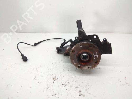 Used Left front steering knuckle RENAULT CLIO IV (BH_) [2012-2021]  5291466